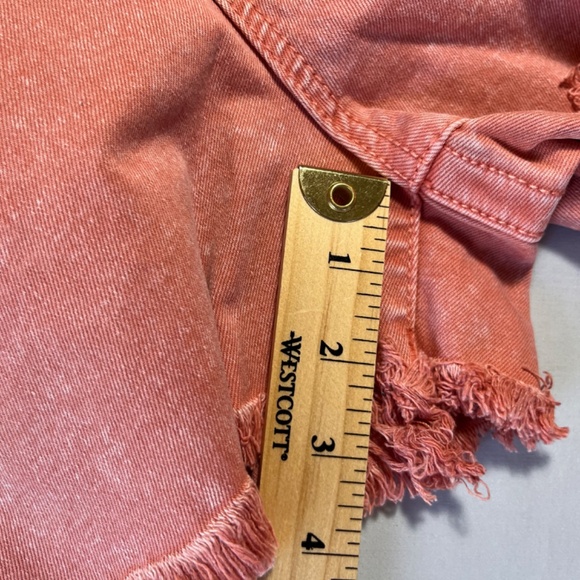 True Religion Maisie High Rise Shorts in Lobster Bisque color Size 32 NWT - Picture 9 of 10